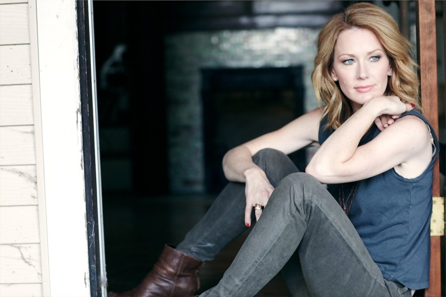 Fifteen Favorites: The Allison Moorer Edition